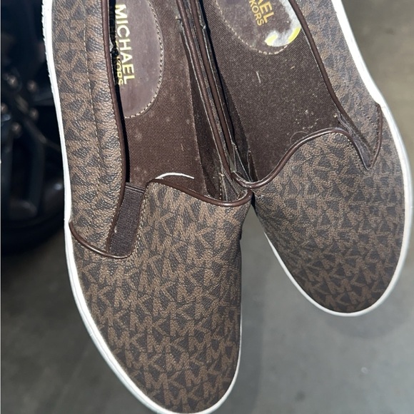 Michael Kors woman  Patterned Brown Loafers - Picture 1 of 3
